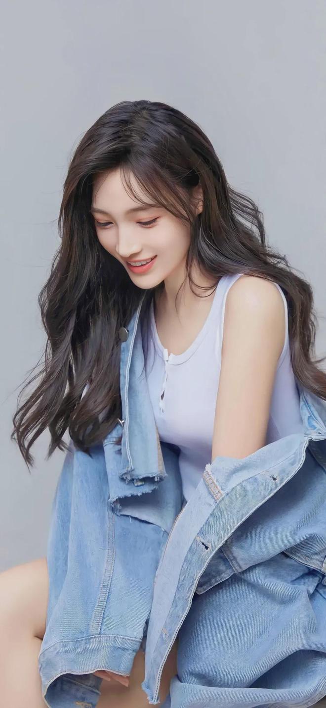 PP电子-荒草凄凄在线免费观看